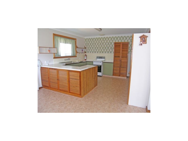 24 Orama Crescent, Orient Point NSW 2540