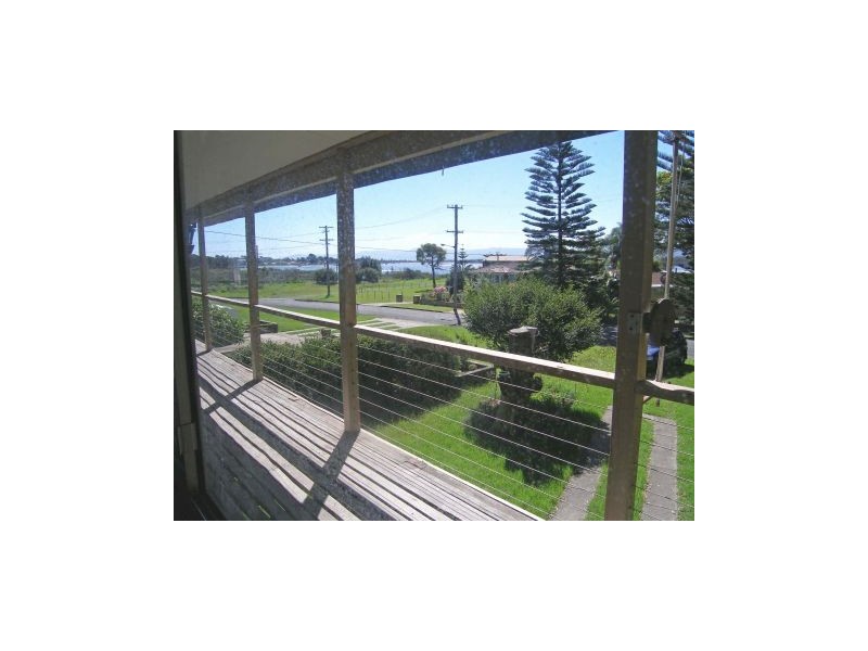 24 Orama Crescent, Orient Point NSW 2540