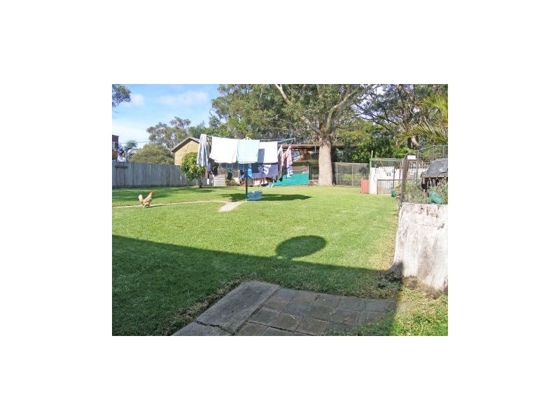 24 Orama Crescent, Orient Point NSW 2540