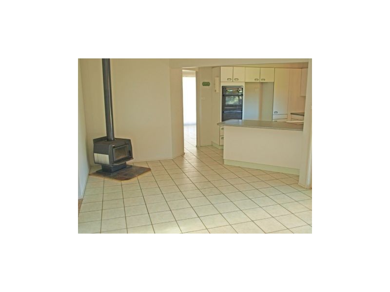 136 Old Southern Road, Worrigee NSW 2540
