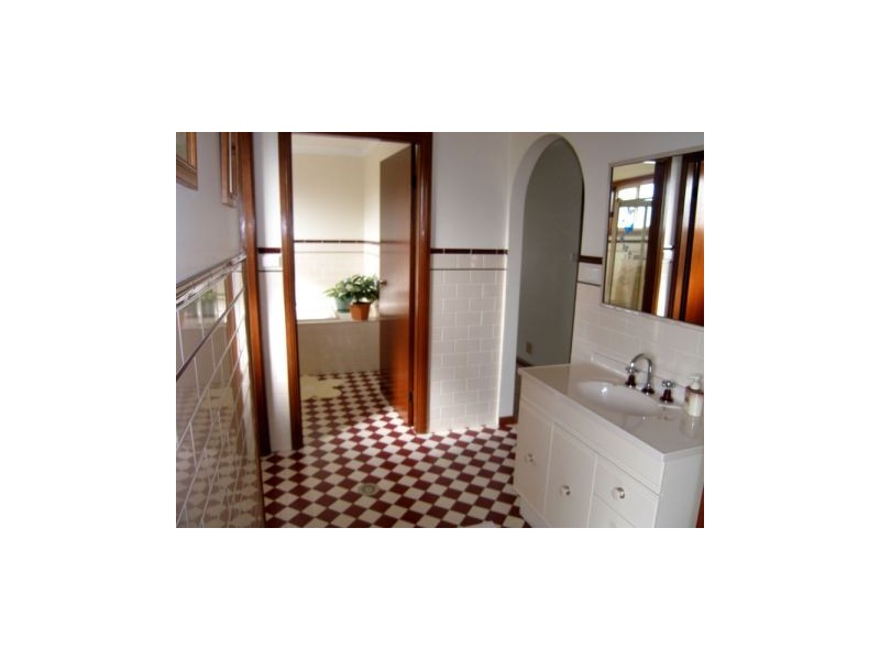 1 Silvermere Street, Culburra Beach NSW 2540