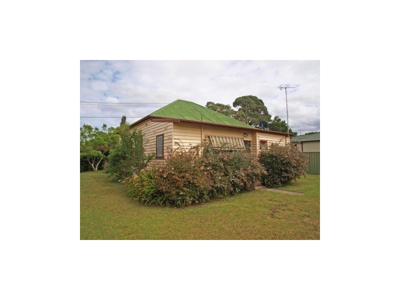 48 West Street, Nowra NSW 2541