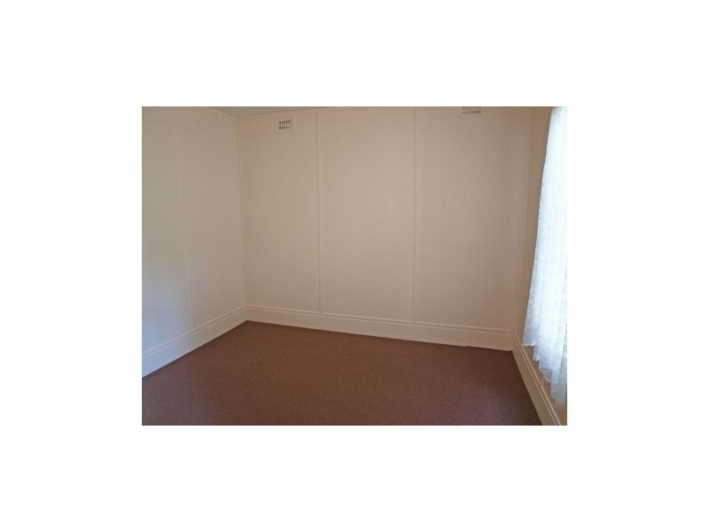 48 West Street, Nowra NSW 2541