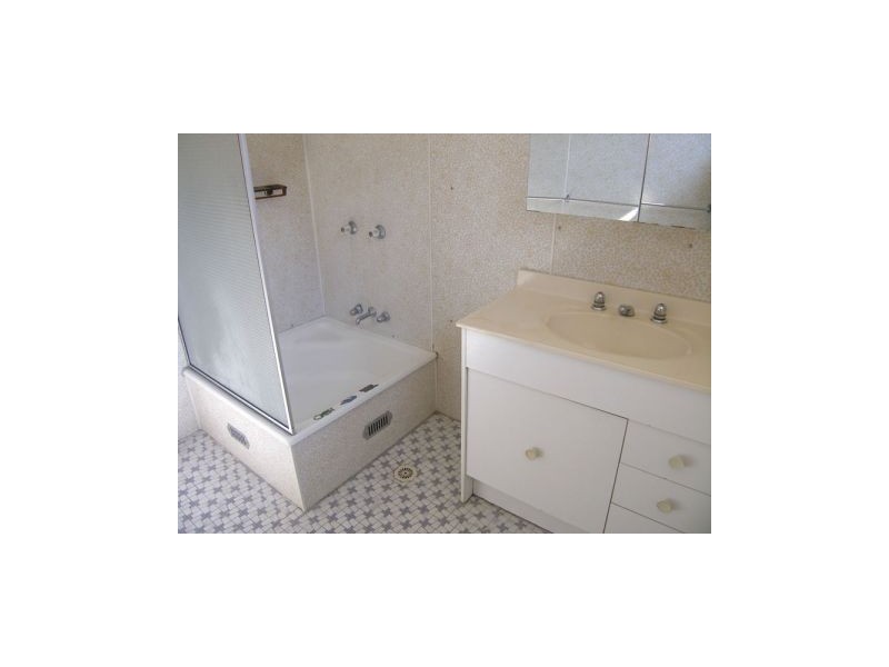 8 Fairlands Street, Culburra Beach NSW 2540