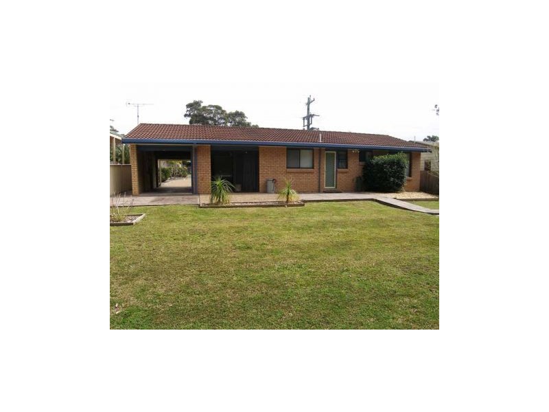 14 Lackersteen Street, Callala Bay NSW 2540