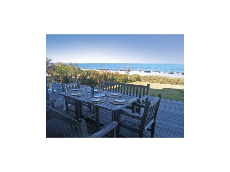 63 Quay Road, Callala Beach NSW 2540