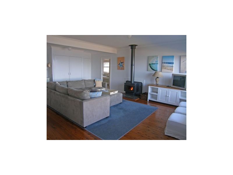 63 Quay Road, Callala Beach NSW 2540
