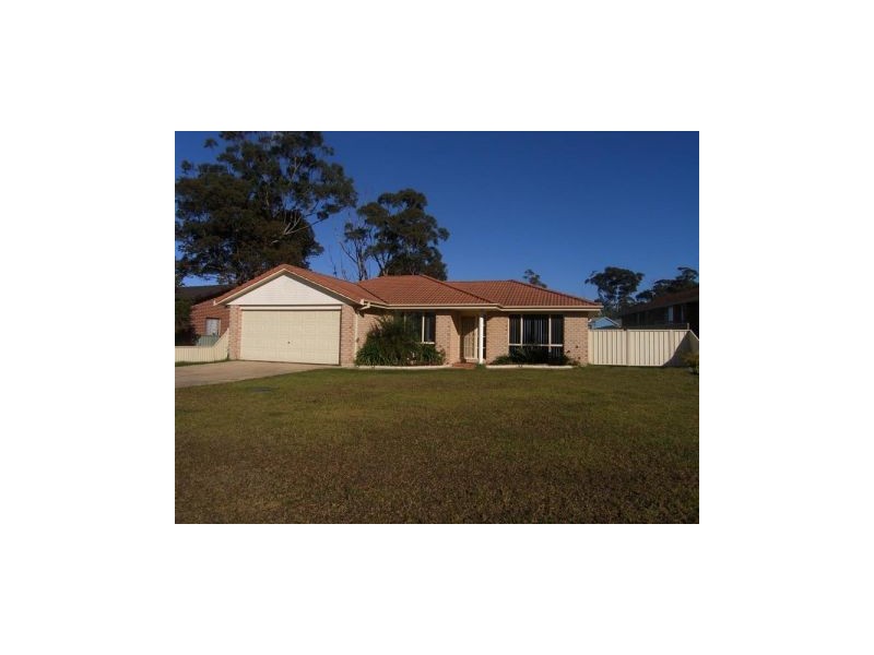 74 Hollingsworth Crescent, Callala Bay NSW 2540