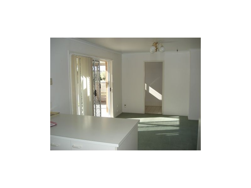 6 GARDEN GROVE, Worrigee NSW 2540