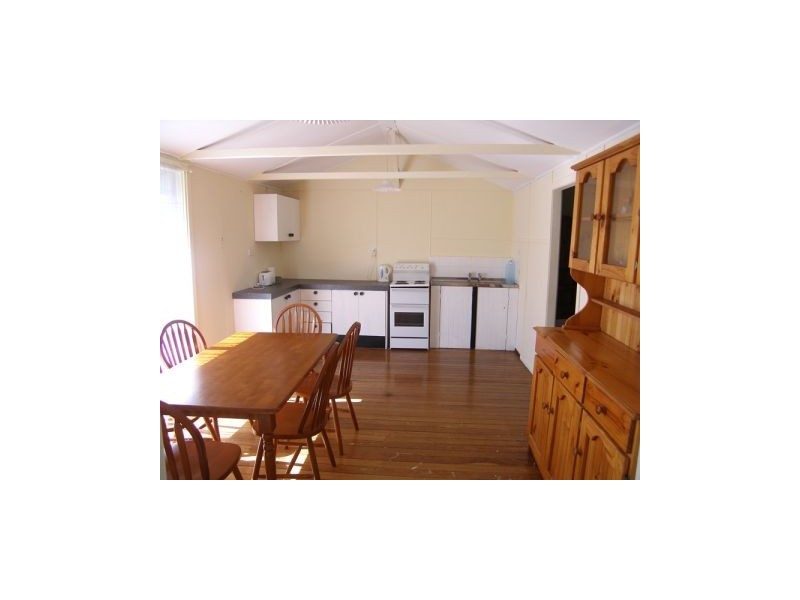 4 Church Street, Greenwell Point NSW 2540