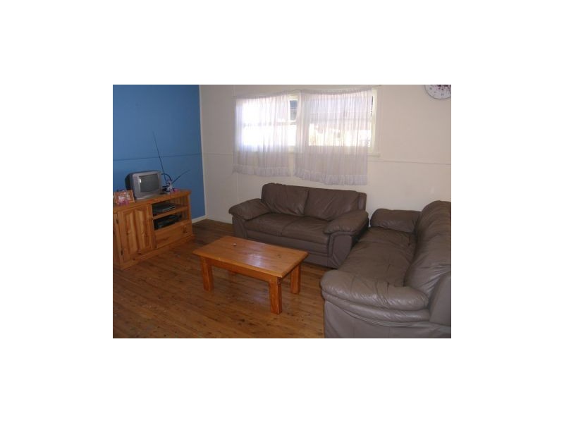 4 Church Street, Greenwell Point NSW 2540