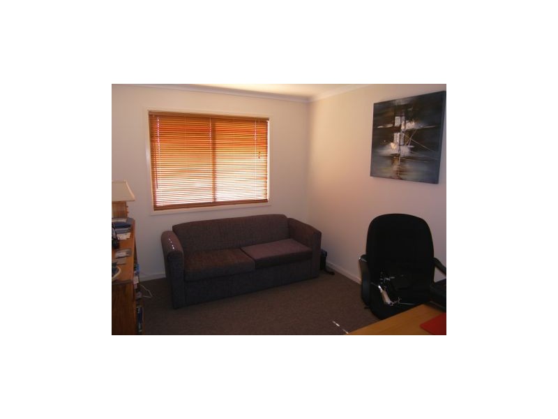 6 Comarong Street, Greenwell Point NSW 2540