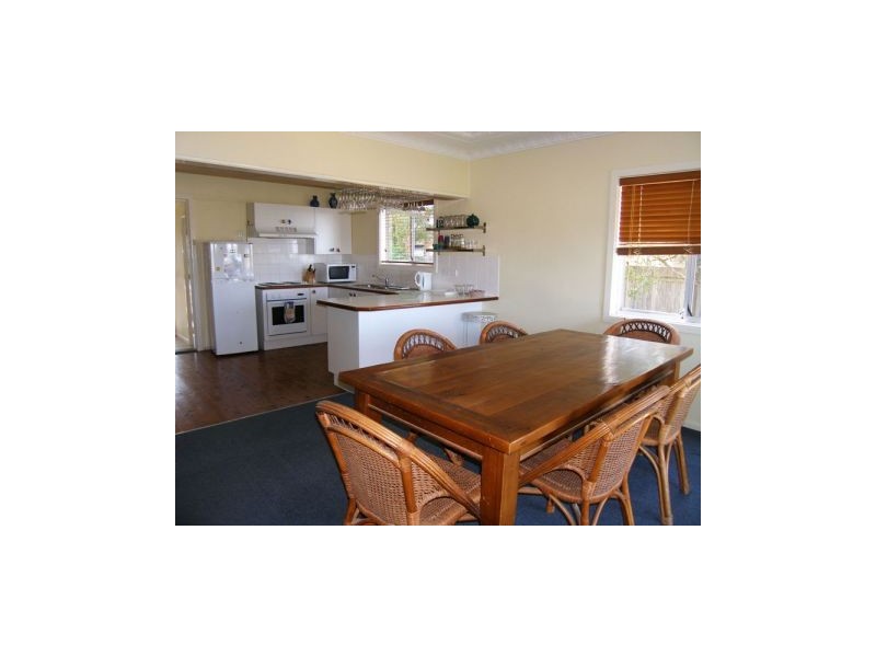 17 Marine Parade, Callala Bay NSW 2540