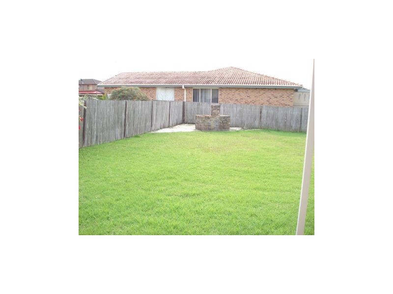 8 Coachwood Avenue, Worrigee NSW 2540