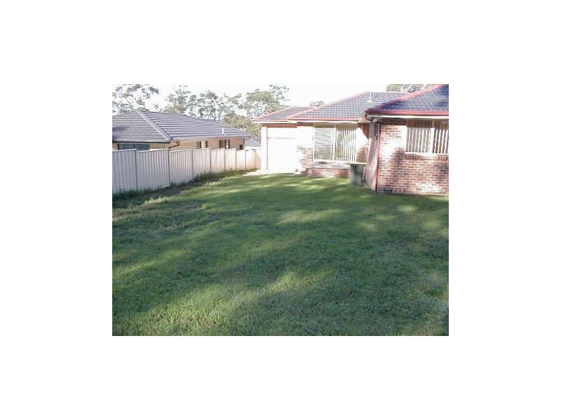 9 Olympic Drive, West Nowra NSW 2541