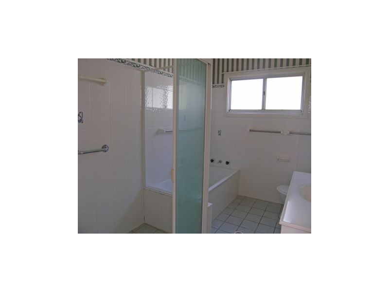 8 Seagull Street, Culburra Beach NSW 2540