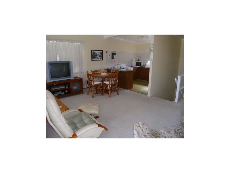 10 Crookhaven Parade, Currarong NSW 2540