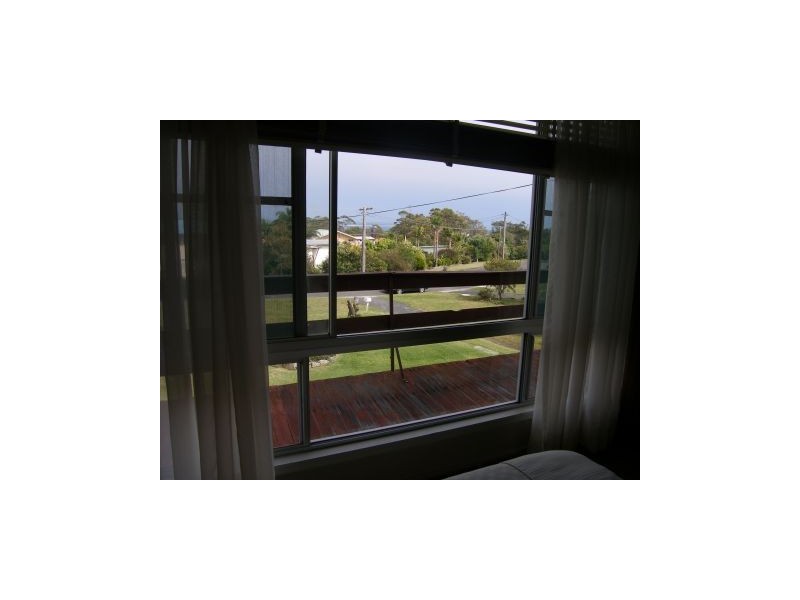 10 Crookhaven Parade, Currarong NSW 2540