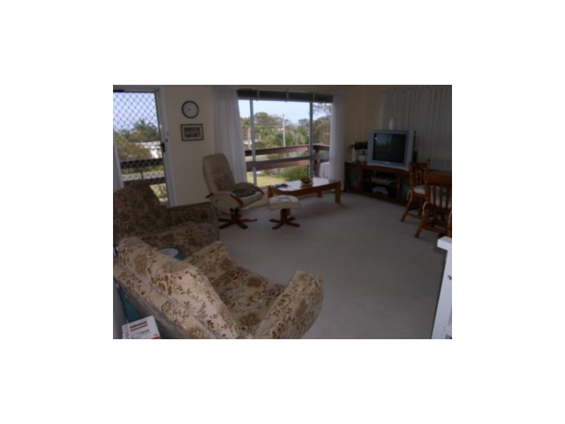10 Crookhaven Parade, Currarong NSW 2540