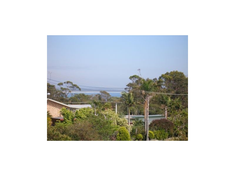 10 Crookhaven Parade, Currarong NSW 2540