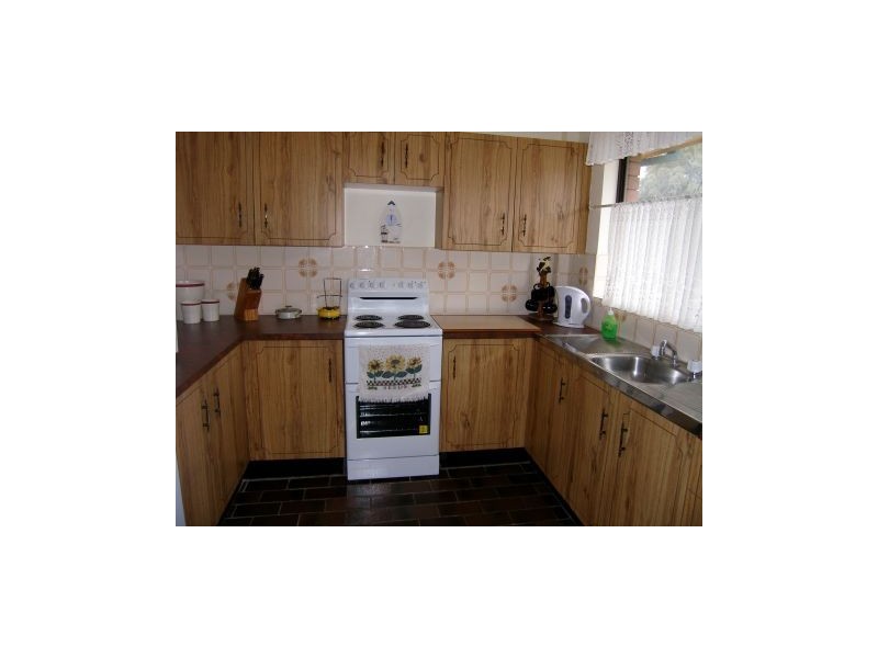 2/182 Prince Edward Avenue, Culburra Beach NSW 2540