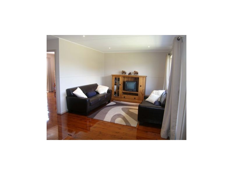 13 Crookhaven Parade, Currarong NSW 2540