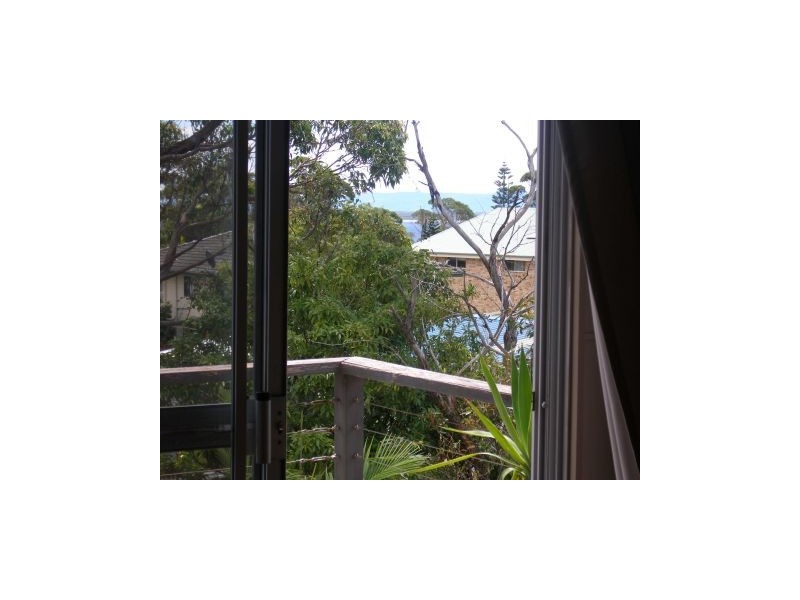 13 Crookhaven Parade, Currarong NSW 2540