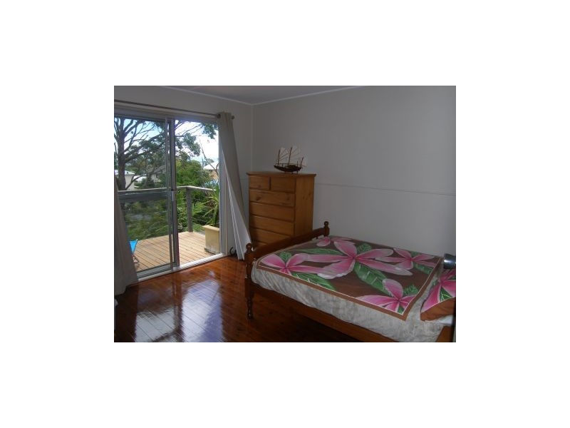 13 Crookhaven Parade, Currarong NSW 2540