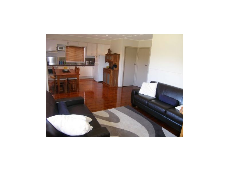 13 Crookhaven Parade, Currarong NSW 2540