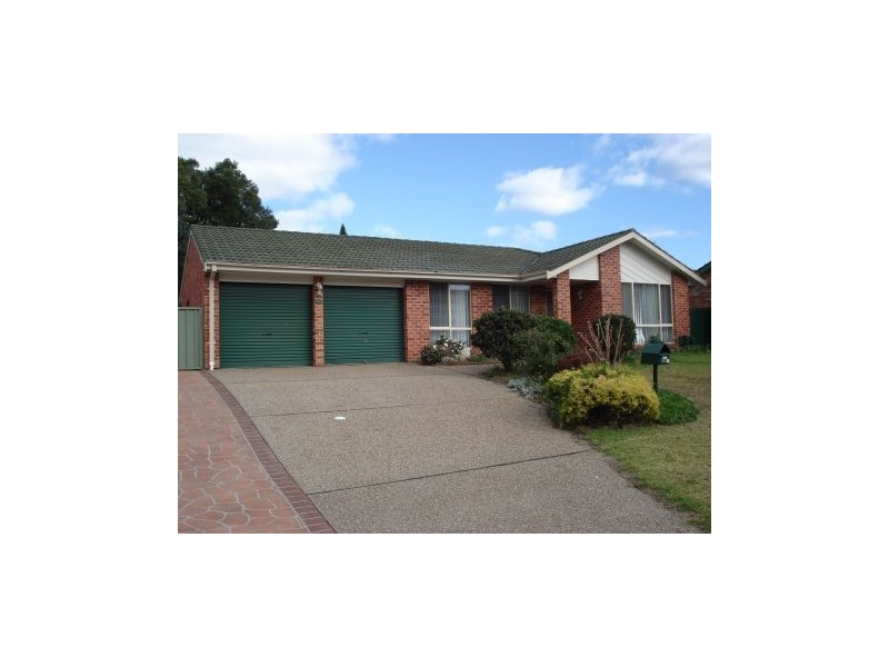 102 JASMINE DRIVE, Bomaderry NSW 2541