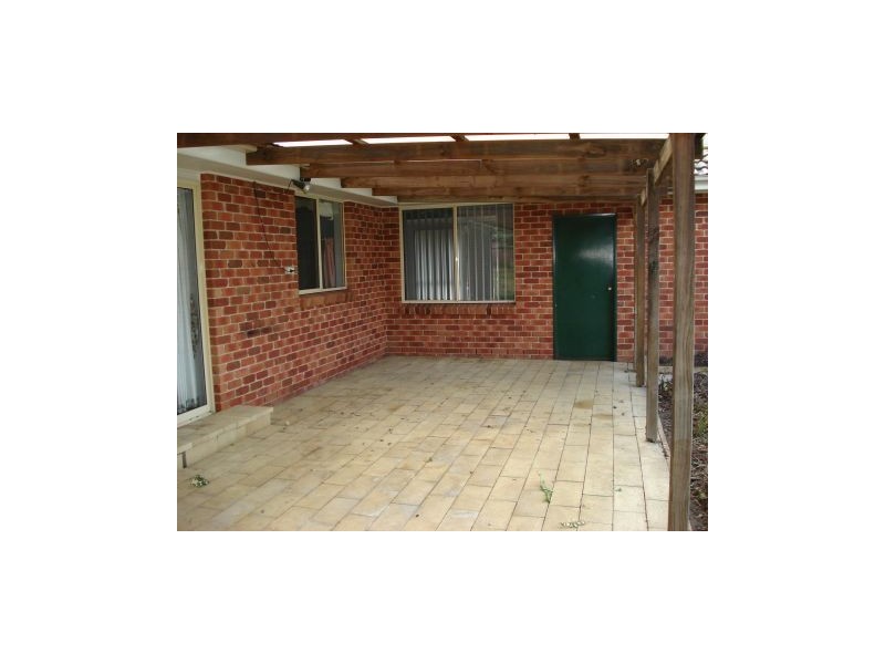 102 JASMINE DRIVE, Bomaderry NSW 2541