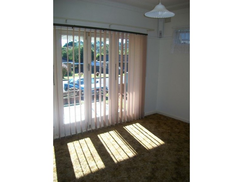 2 Ernest Street, Nowra NSW 2541