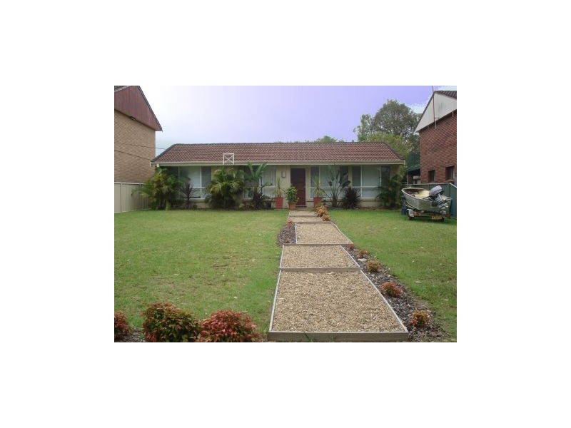 19 Orient Point Road, Culburra Beach NSW 2540