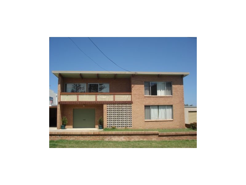 4 Eastbourne Avenue, Culburra Beach NSW 2540