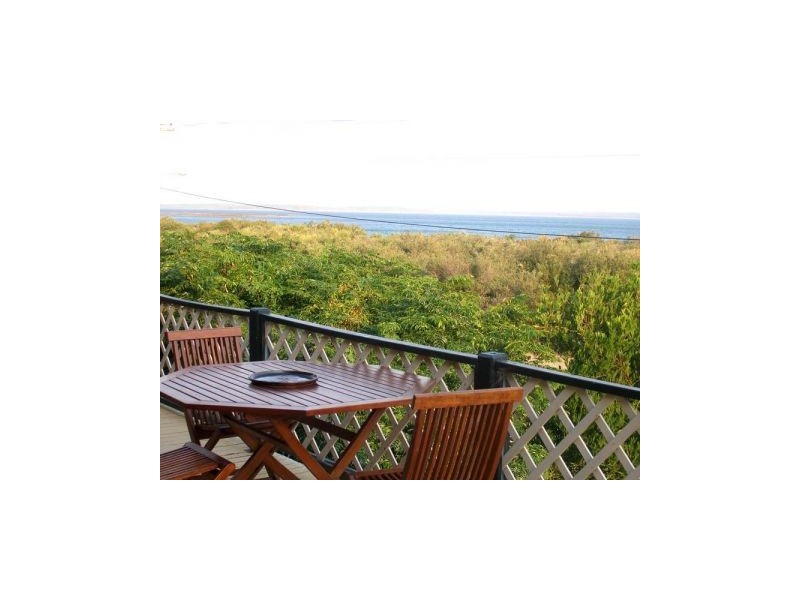 16 Greenway Road, Callala Beach NSW 2540