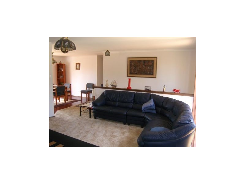 7 Comarong Street, Greenwell Point NSW 2540