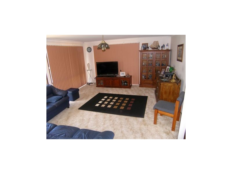 7 Comarong Street, Greenwell Point NSW 2540