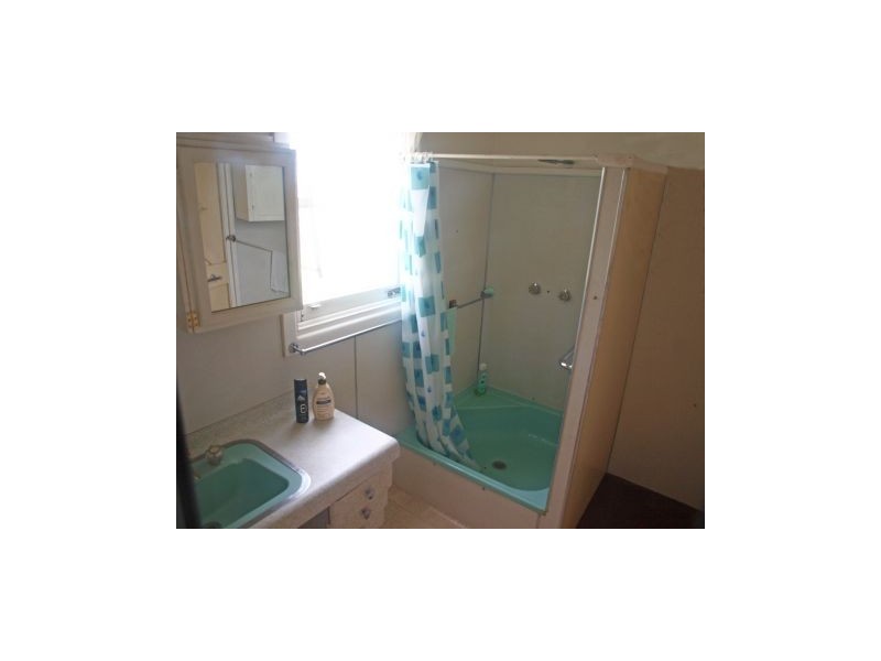 48  West Street, Nowra NSW 2541