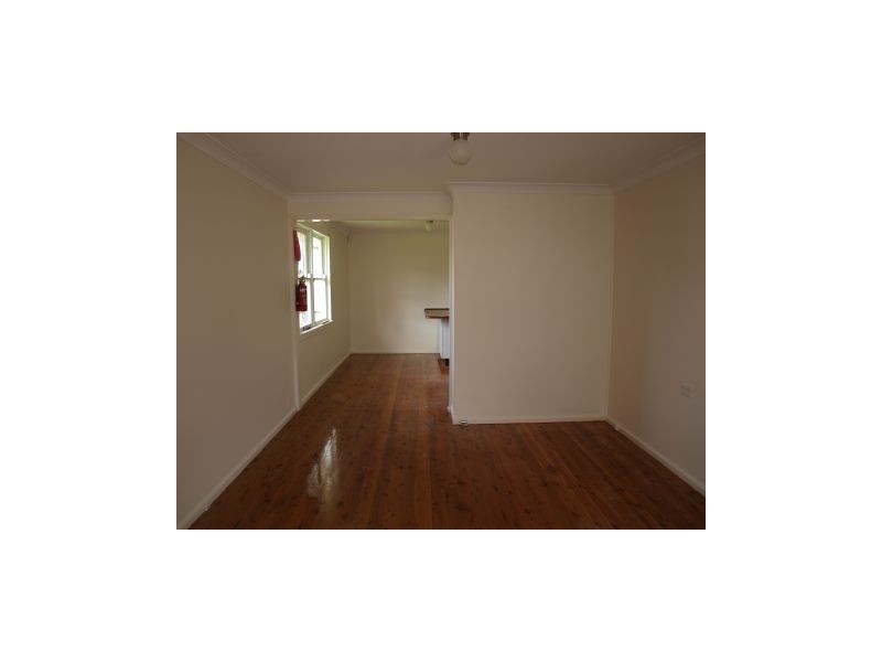 18 QUEENSBOROUGH STREET, Nowra NSW 2541