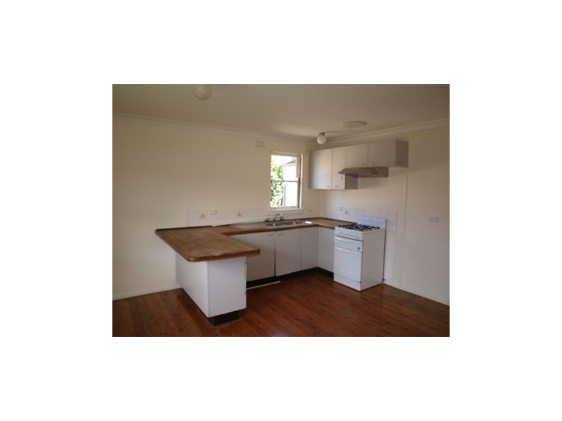 18 QUEENSBOROUGH STREET, Nowra NSW 2541