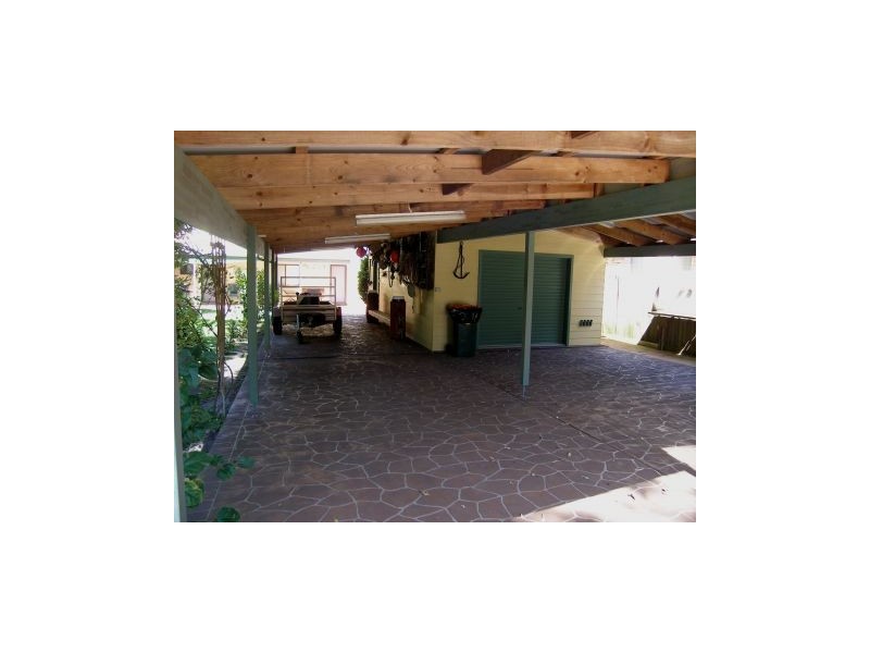 10 Boorawine Terrace, Callala Bay NSW 2540