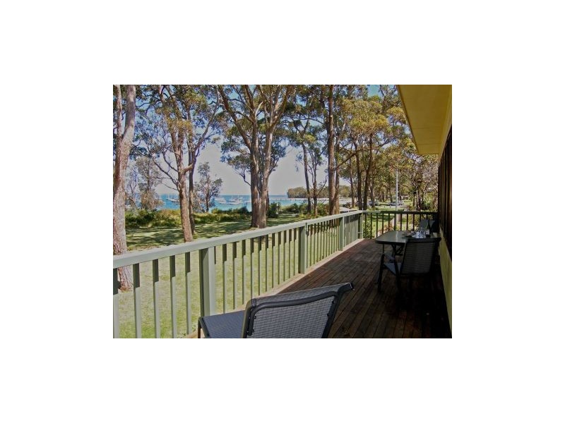 10 Boorawine Terrace, Callala Bay NSW 2540