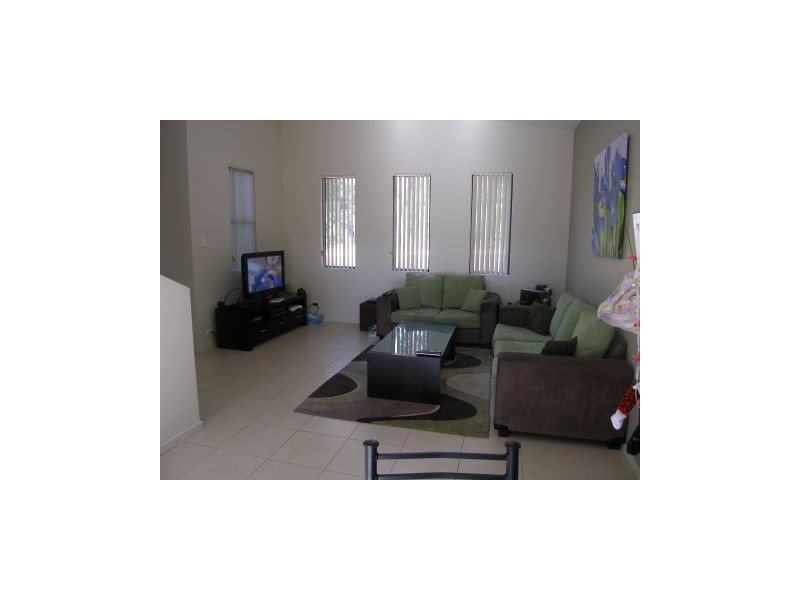 4/10 Cook Street, Callala Bay NSW 2540