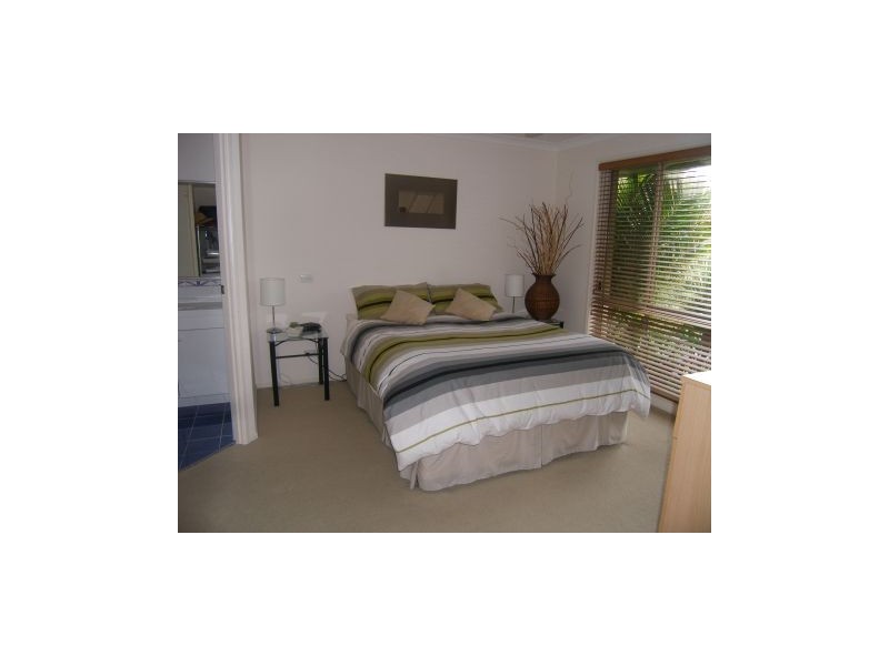 36 Stott Crescent, Callala Bay NSW 2540