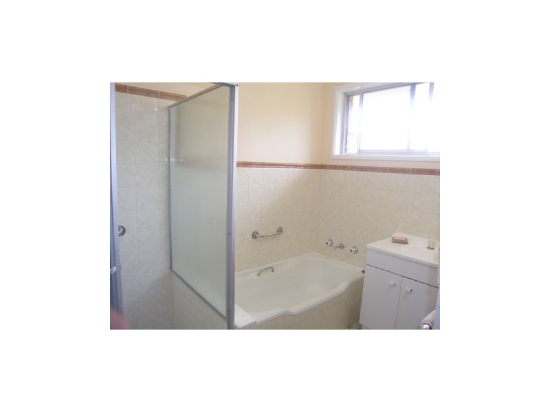 19 South Street, Greenwell Point NSW 2540