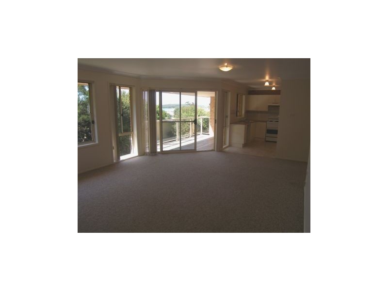 1/13 South Street, Greenwell Point NSW 2540