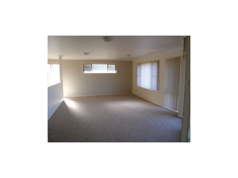 2/13 South Street, Greenwell Point NSW 2540