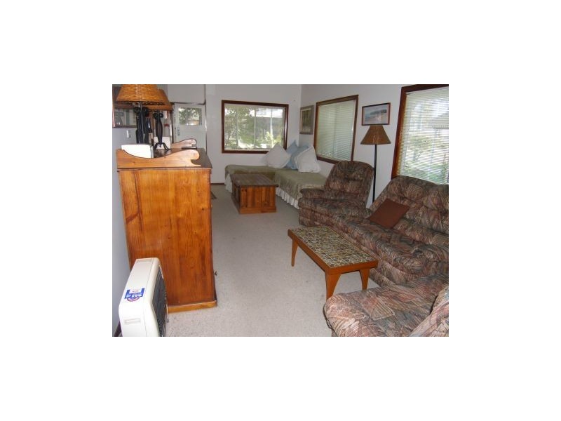 31 Merimbula Street, Currarong NSW 2540