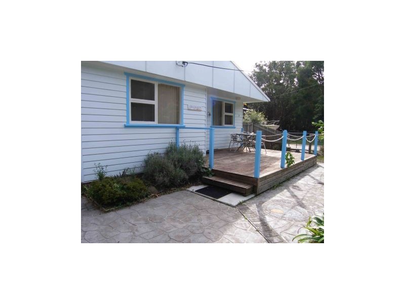 3 Boorawine Terrace, Callala Bay NSW 2540