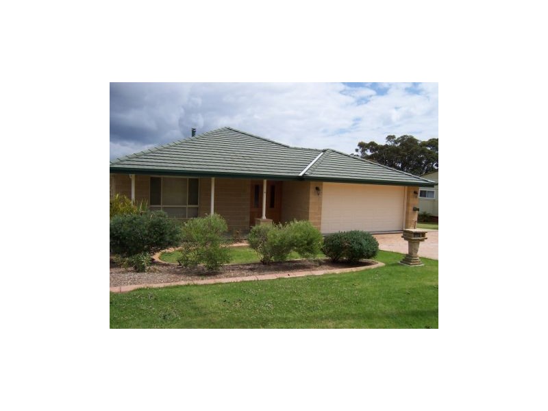 21 Gerringong Street, Currarong NSW 2540